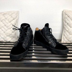 Giuseppe Zanotti high tops sneakers!